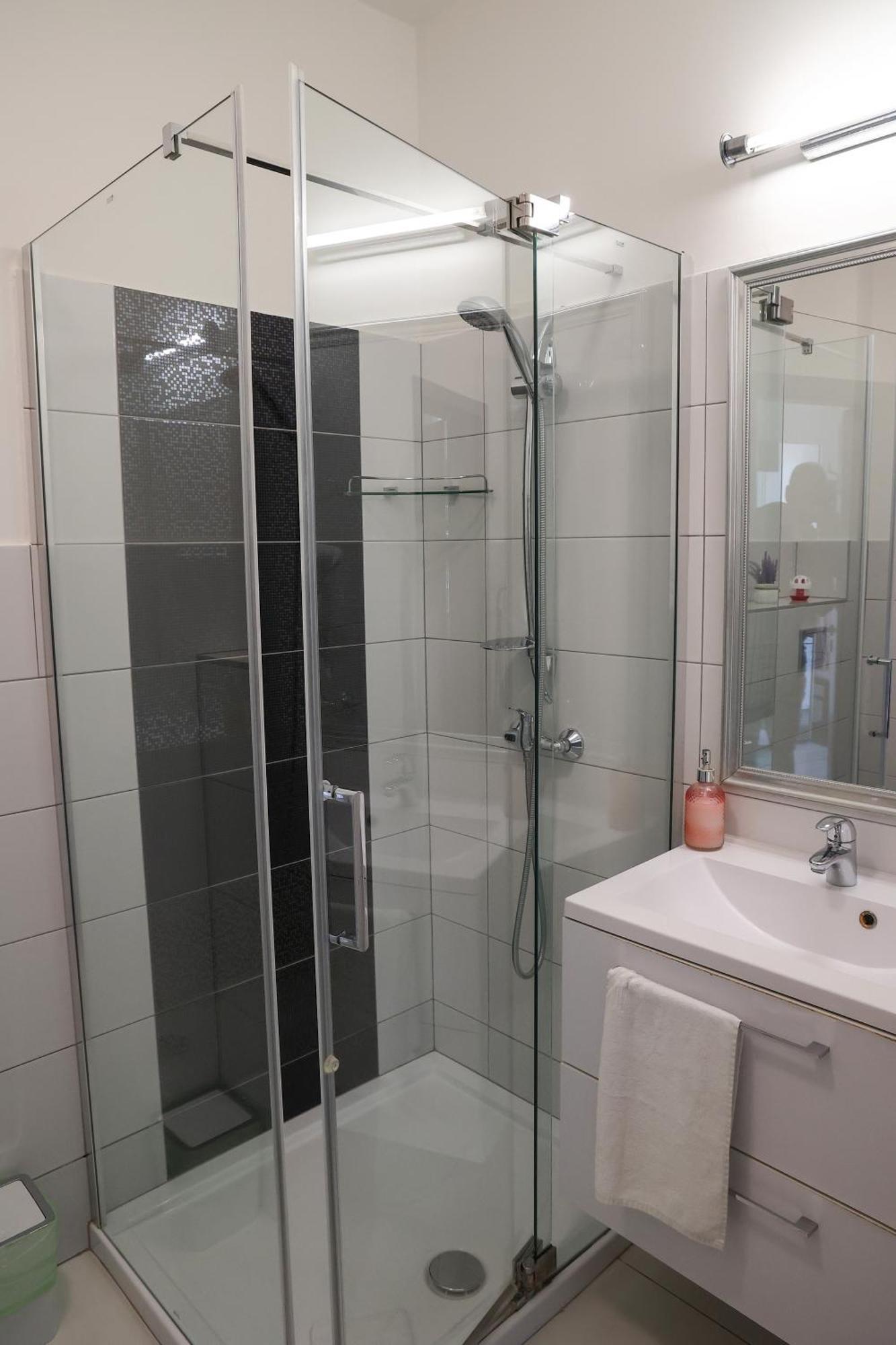 Hotel Forras Komarom Ruang foto